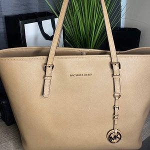 Michael Kors tote bag tan